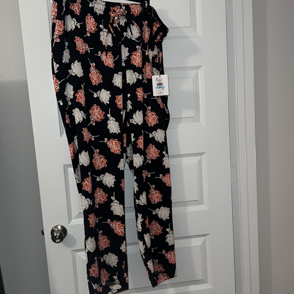 Calvin Klein black dark floral soft pull on pants 20W NWT workwear casual baggy - Picture 2 of 16